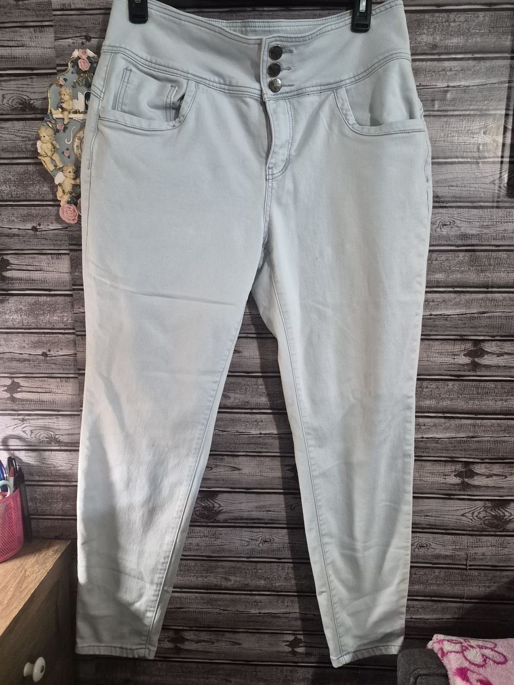 Hybrid & company Light Gray Skinny Jeans with Triple-Button Waist